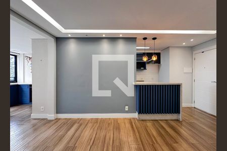 Sala de apartamento para alugar com 2 quartos, 69m² em Santo Amaro, São Paulo