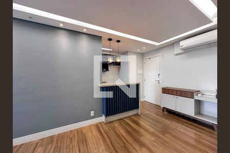 Sala de apartamento para alugar com 2 quartos, 69m² em Santo Amaro, São Paulo