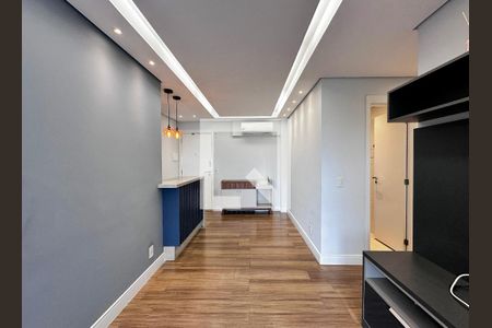 Sala de apartamento para alugar com 2 quartos, 69m² em Santo Amaro, São Paulo