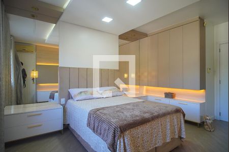 Casa à venda com 377m², 4 quartos e 2 vagas Casa à venda com 377m², 4 quartos e 2 vagasSuíte 1