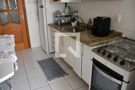 Apartamento à venda com 162m², 3 quartos e 2 vagas Apartamento à venda com 162m², 3 quartos e 2 vagasCozinha