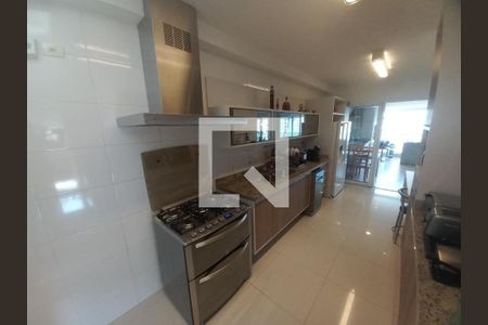 Apartamento à venda com 3 quartos, 178m² em Vila Suzana, São Paulo