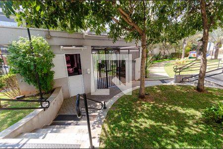 Apartamento à venda com 44m², 2 quartos e sem vaga Apartamento à venda com 44m², 2 quartos e sem vagaFachada e portaria