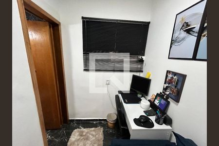 Apartamento à venda com 135m², 3 quartos e 2 vagasEscritório