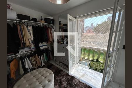 Apartamento à venda com 135m², 3 quartos e 2 vagasCloset da suíte 1