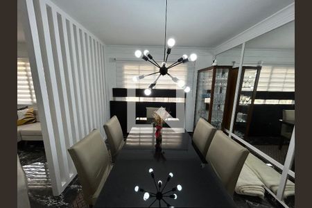 Apartamento à venda com 135m², 3 quartos e 2 vagasSala