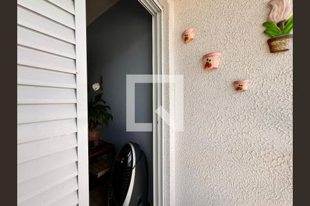 Casa à venda com 151m², 4 quartos e 2 vagas Casa à venda com 151m², 4 quartos e 2 vagasSacada