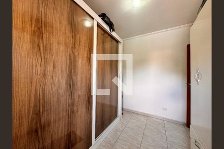 Casa à venda com 151m², 4 quartos e 2 vagas Casa à venda com 151m², 4 quartos e 2 vagasQuarto 2