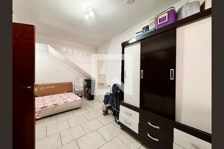 Casa à venda com 151m², 4 quartos e 2 vagas Casa à venda com 151m², 4 quartos e 2 vagasQuarto 3