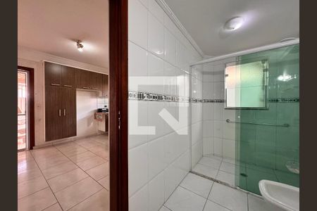Casa à venda com 151m², 4 quartos e 2 vagas Casa à venda com 151m², 4 quartos e 2 vagasBanheiro 2