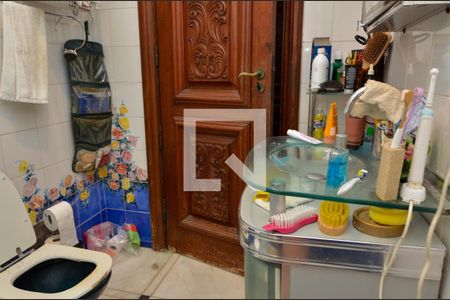 Casa à venda com 1600m², 11 quartos e 10 vagas Casa à venda com 1600m², 11 quartos e 10 vagasBanheiro da Suíte 8