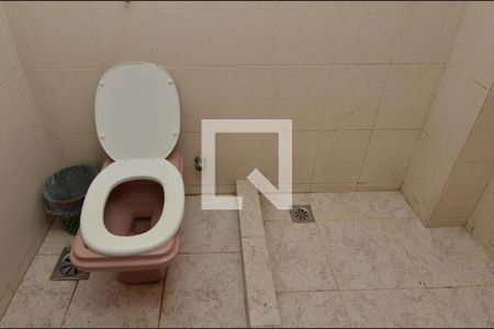 Casa à venda com 1600m², 11 quartos e 10 vagas Casa à venda com 1600m², 11 quartos e 10 vagasBanheiro da Suíte 9