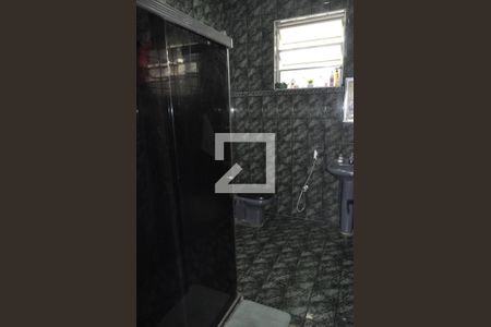 Casa à venda com 227m², 2 quartos e 1 vagaBanheiro