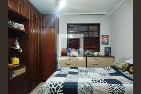 Casa para alugar com 304m², 3 quartos e 4 vagas Casa para alugar com 304m², 3 quartos e 4 vagasSuíte 2