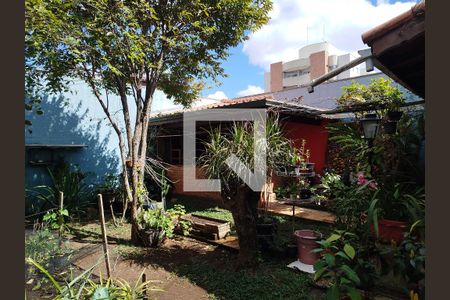 Casa para alugar com 304m², 3 quartos e 4 vagas Casa para alugar com 304m², 3 quartos e 4 vagasVista