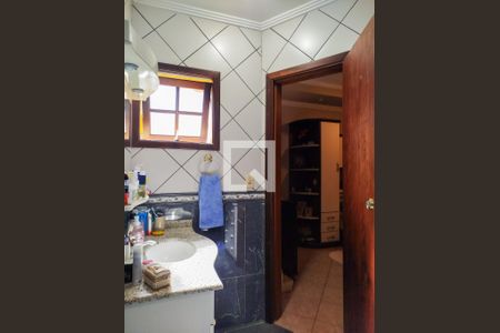 Casa para alugar com 304m², 3 quartos e 4 vagas Casa para alugar com 304m², 3 quartos e 4 vagasBanheiro da Suíte 1