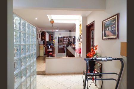 Casa para alugar com 304m², 3 quartos e 4 vagas Casa para alugar com 304m², 3 quartos e 4 vagasLavabo