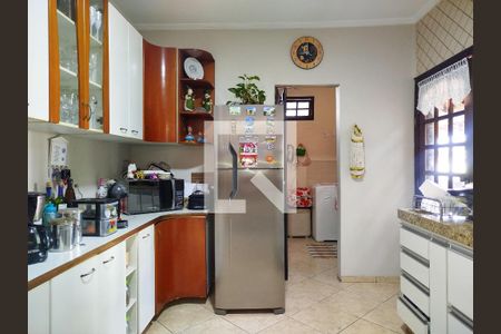 Casa para alugar com 304m², 3 quartos e 4 vagas Casa para alugar com 304m², 3 quartos e 4 vagasCozinha