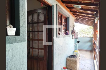 Casa para alugar com 304m², 3 quartos e 4 vagas Casa para alugar com 304m², 3 quartos e 4 vagasVaranda