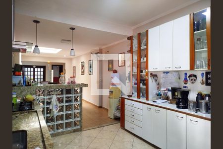 Casa para alugar com 304m², 3 quartos e 4 vagas Casa para alugar com 304m², 3 quartos e 4 vagasCozinha