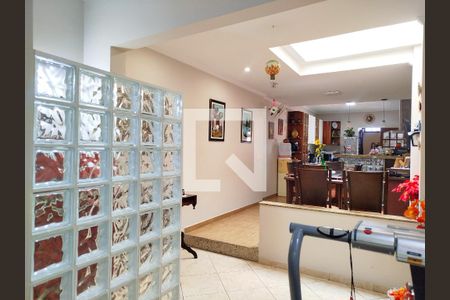 Casa para alugar com 304m², 3 quartos e 4 vagas Casa para alugar com 304m², 3 quartos e 4 vagasLavabo