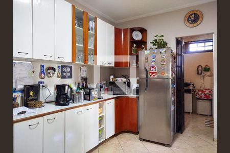 Casa para alugar com 304m², 3 quartos e 4 vagas Casa para alugar com 304m², 3 quartos e 4 vagasCozinha