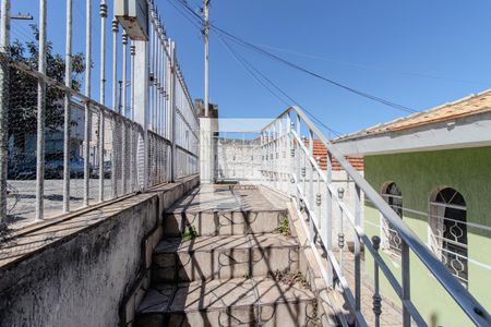 Casa à venda com 150m², 4 quartos e sem vagaEscada