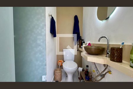 Apartamento à venda com 73m², 2 quartos e 1 vaga Apartamento à venda com 73m², 2 quartos e 1 vagaBanheiro 2