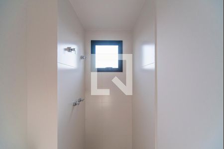 Apartamento à venda com 125m², 3 quartos e 3 vagas Apartamento à venda com 125m², 3 quartos e 3 vagasBanheiro do Quarto 2