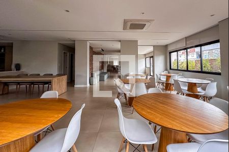 Apartamento à venda com 125m², 3 quartos e 3 vagas Apartamento à venda com 125m², 3 quartos e 3 vagasÁrea comum - Salão de festas