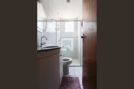 Apartamento à venda com 85m², 3 quartos e 1 vaga Apartamento à venda com 85m², 3 quartos e 1 vagaBanheiro Social