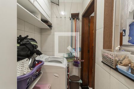 Casa de condomínio à venda com 64m², 2 quartos e 1 vaga Casa de condomínio à venda com 64m², 2 quartos e 1 vagaÁrea de Serviço