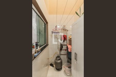 Casa de condomínio à venda com 64m², 2 quartos e 1 vaga Casa de condomínio à venda com 64m², 2 quartos e 1 vagaÁrea de Serviço