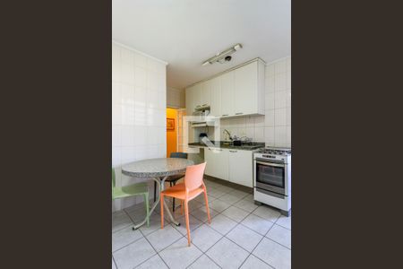 Apartamento à venda com 100m², 3 quartos e 1 vaga Apartamento à venda com 100m², 3 quartos e 1 vagaCozinha