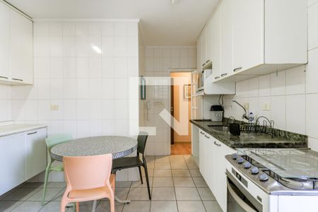 Apartamento à venda com 100m², 3 quartos e 1 vaga Apartamento à venda com 100m², 3 quartos e 1 vagaCozinha