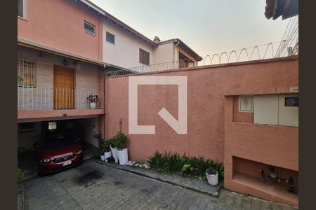 Casa à venda com 131m², 4 quartos e 4 vagas Casa à venda com 131m², 4 quartos e 4 vagasGaragem