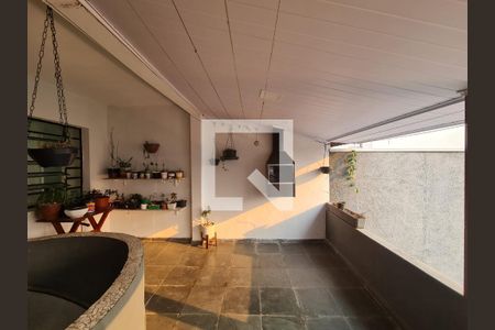 Casa à venda com 131m², 4 quartos e 4 vagas Casa à venda com 131m², 4 quartos e 4 vagasÁrea de Serviço