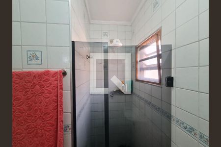 Casa à venda com 131m², 4 quartos e 4 vagas Casa à venda com 131m², 4 quartos e 4 vagasBanheiro da Suíte 1