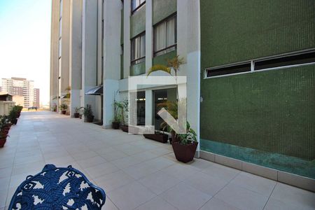 Apartamento à venda com 74m², 2 quartos e 1 vagaÁrea comum