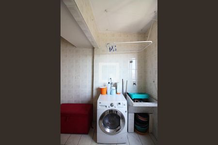 Apartamento à venda com 74m², 2 quartos e 1 vagaÁrea de Serviço