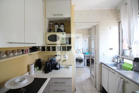 Apartamento à venda com 74m², 2 quartos e 1 vagaCozinha 