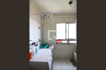 Apartamento à venda com 74m², 2 quartos e 1 vagaÁrea de Serviço