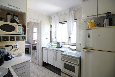 Apartamento à venda com 74m², 2 quartos e 1 vagaCozinha 