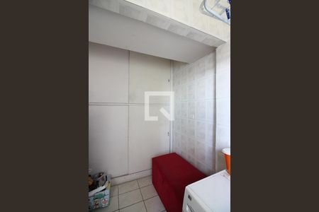 Apartamento à venda com 74m², 2 quartos e 1 vagaÁrea de Serviço