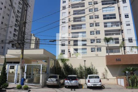 Apartamento à venda com 124m², 2 quartos e 3 vagasFachada