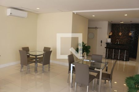 Apartamento à venda com 124m², 2 quartos e 3 vagasÁrea comum - Salão de festas