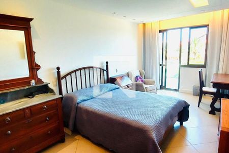 Casa à venda com 603m², 3 quartos e 4 vagas