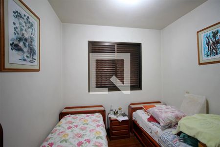 Apartamento à venda com 123m², 4 quartos e 2 vagasQuarto 3