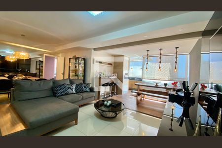 Apartamento à venda com 120m², 4 quartos e 2 vagasSala