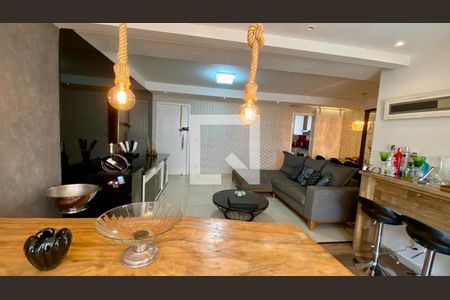 Apartamento à venda com 120m², 4 quartos e 2 vagasSala